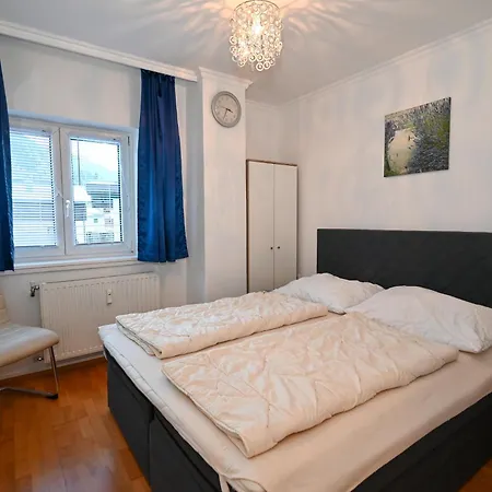 アパート Appartementhaus Kitzsteinhorn